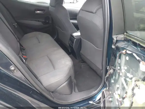 JTND4MBE0M3120399 2021 TOYOTA COROLLA - Image 8