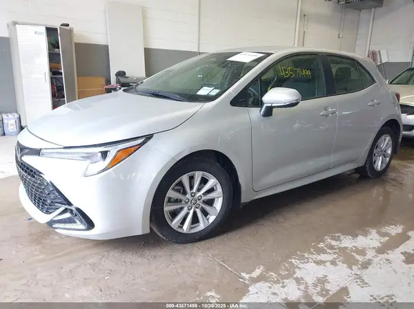 JTND4MBE0R3229100 2024 TOYOTA COROLLA - Image 2