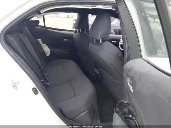 JTND4MBE0R3229615 2024 TOYOTA COROLLA - Image 8