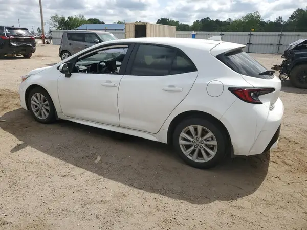 JTND4MBE0S3235095 2025 TOYOTA COROLLA - Image 2