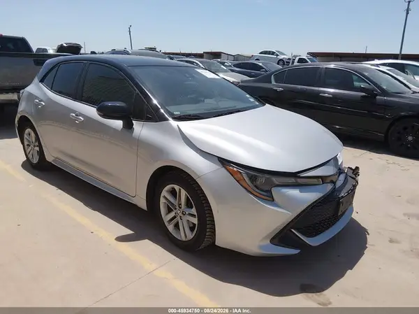JTND4MBE1M3105748 2021 TOYOTA COROLLA - Image 1