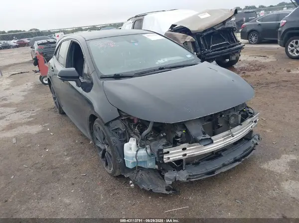 JTND4MBE1M3122081 2021 TOYOTA COROLLA - Image 1