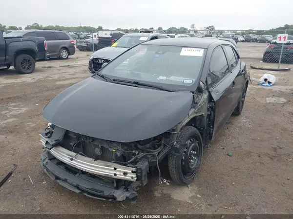 JTND4MBE1M3122081 2021 TOYOTA COROLLA - Image 2
