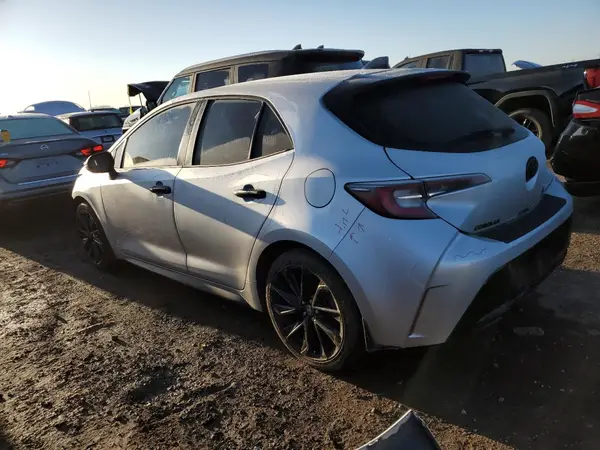 JTND4MBE1M3122839 2021 TOYOTA COROLLA - Image 2
