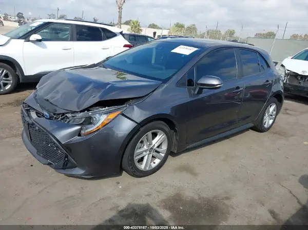 JTND4MBE1N3169418 2022 TOYOTA COROLLA - Image 2