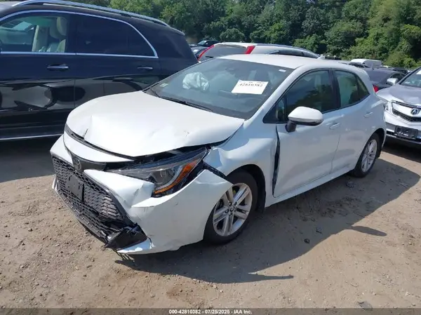 JTND4MBE1N3183903 2022 TOYOTA COROLLA - Image 2