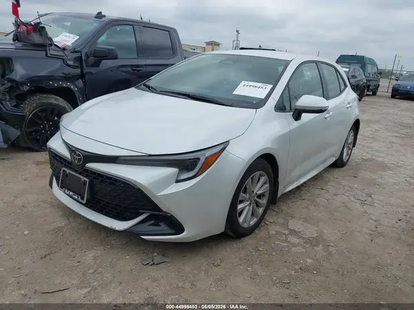 JTND4MBE1S3236997 2025 TOYOTA COROLLA - Image 2