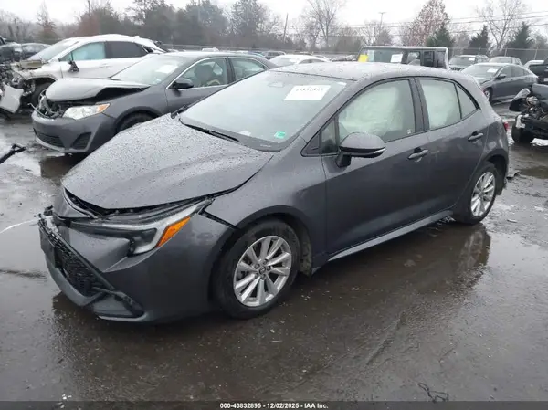 JTND4MBE2R3222309 2024 TOYOTA COROLLA - Image 2