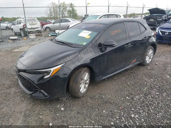 JTND4MBE2S3234238 2025 TOYOTA COROLLA - Image 2