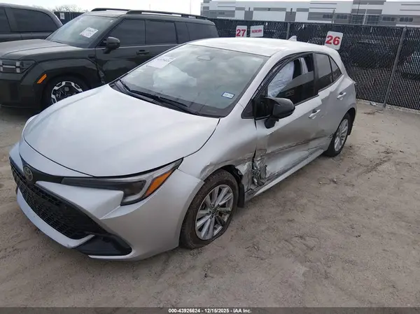 JTND4MBE2S3237463 2025 TOYOTA COROLLA - Image 2