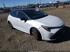 JTND4MBE2S3247698 2025 TOYOTA COROLLA