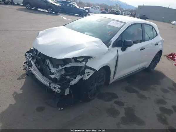 JTND4MBE3M3110577 2021 TOYOTA COROLLA - Image 2