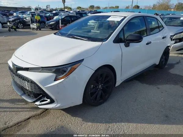 JTND4MBE3M3130179 2021 TOYOTA COROLLA - Image 2