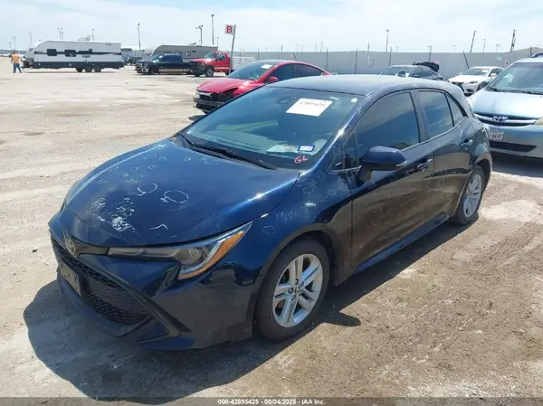 JTND4MBE3M3145684 2021 TOYOTA COROLLA - Image 2