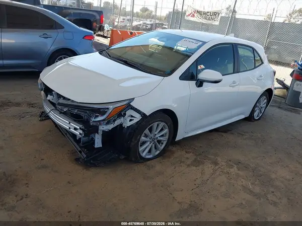 JTND4MBE3P3208156 2023 TOYOTA COROLLA - Image 2