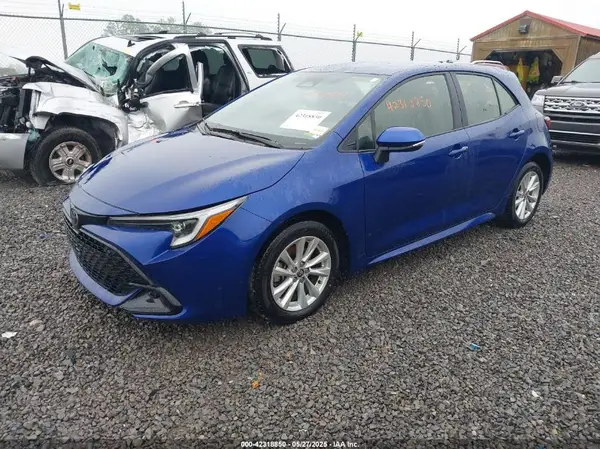 JTND4MBE3R3223162 2024 TOYOTA COROLLA - Image 2