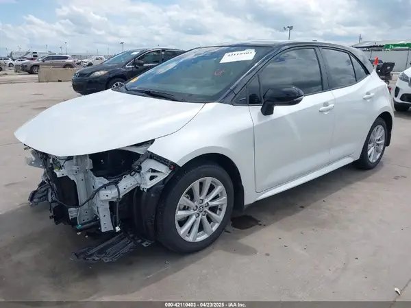 JTND4MBE3S3242185 2025 TOYOTA COROLLA - Image 2
