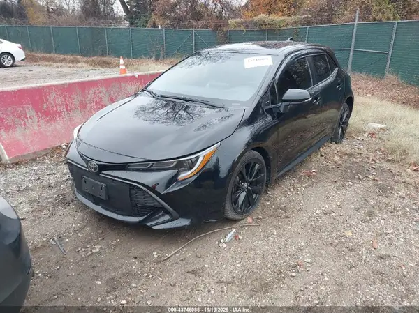 JTND4MBE4M3111642 2021 TOYOTA COROLLA - Image 2