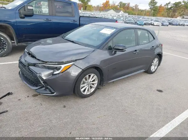 JTND4MBE4P3193845 2023 TOYOTA COROLLA - Image 2