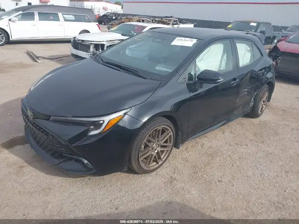 JTND4MBE4S3236380 2025 TOYOTA COROLLA - Image 2