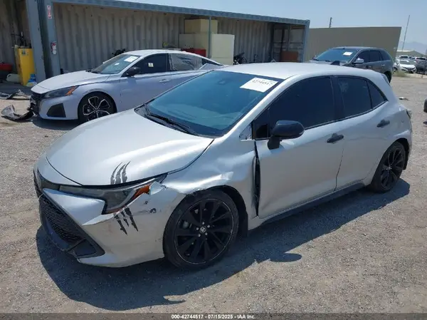 JTND4MBE5M3108832 2021 TOYOTA COROLLA - Image 2