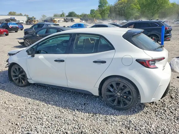 JTND4MBE5M3138834 2021 TOYOTA COROLLA - Image 2