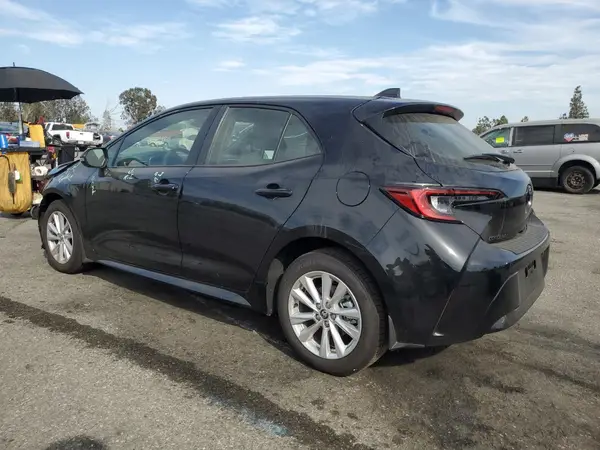 JTND4MBE5S3244682 2025 TOYOTA COROLLA - Image 2