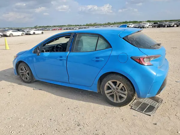 JTND4MBE6N3182133 2022 TOYOTA COROLLA - Image 2