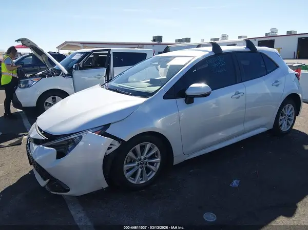 JTND4MBE6P3193474 2023 TOYOTA COROLLA - Image 2