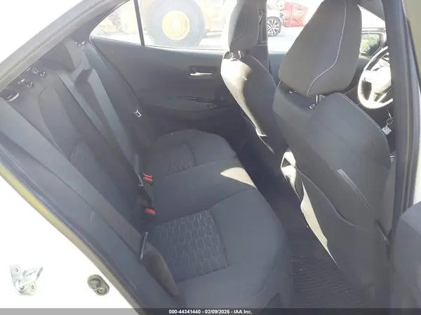 JTND4MBE6P3200732 2023 TOYOTA COROLLA - Image 3