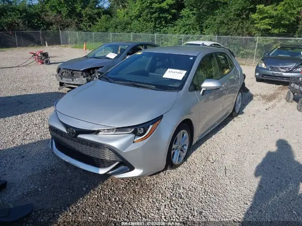 JTND4MBE7N3153272 2022 TOYOTA COROLLA - Image 2