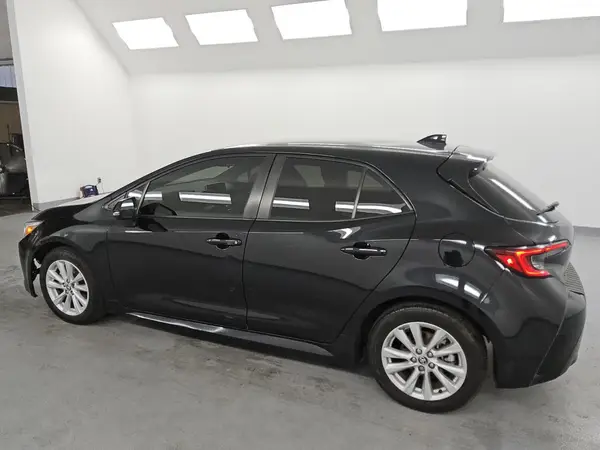 JTND4MBE7P3205860 2023 TOYOTA COROLLA - Image 2