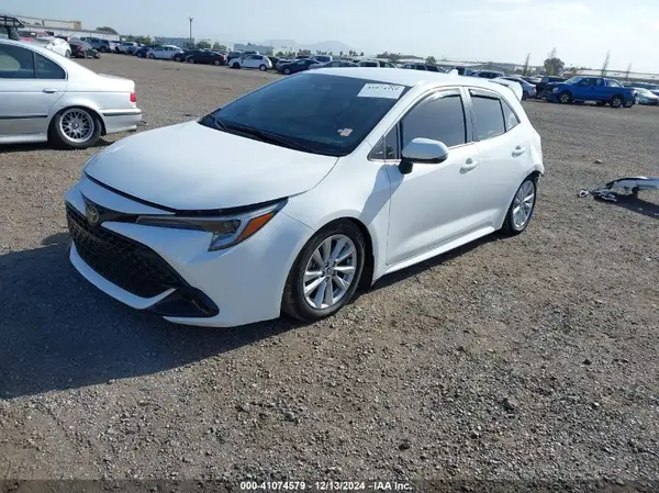 JTND4MBE7R3229952 2024 TOYOTA COROLLA - Image 2