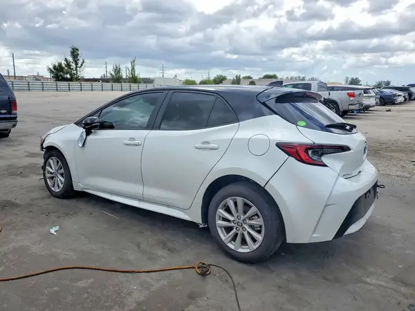 JTND4MBE7T3254955 2026 TOYOTA COROLLA - Image 2