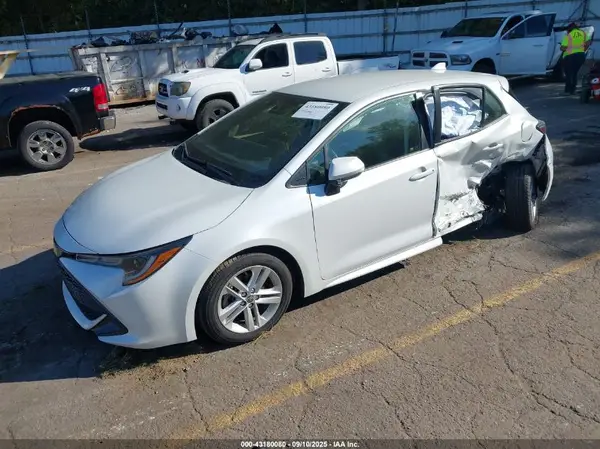 JTND4MBE8M3116276 2021 TOYOTA COROLLA - Image 2