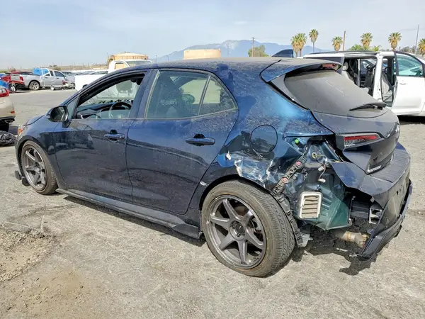 JTND4MBE8M3121543 2021 TOYOTA COROLLA - Image 2