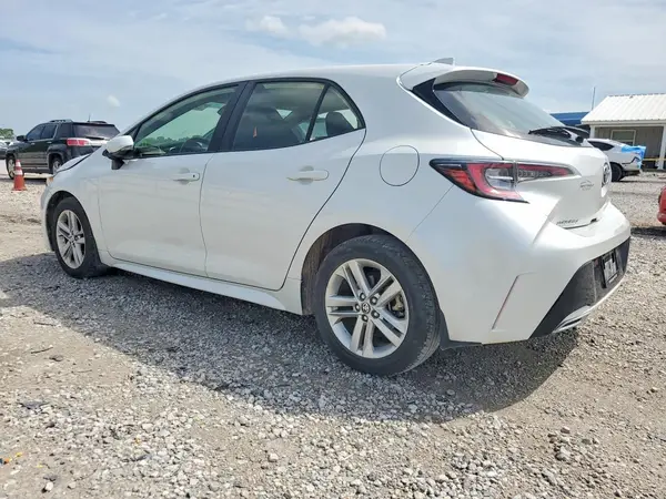 JTND4MBE8M3127035 2021 TOYOTA COROLLA - Image 2