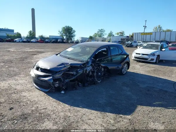 JTND4MBE8M3139153 2021 TOYOTA COROLLA - Image 2