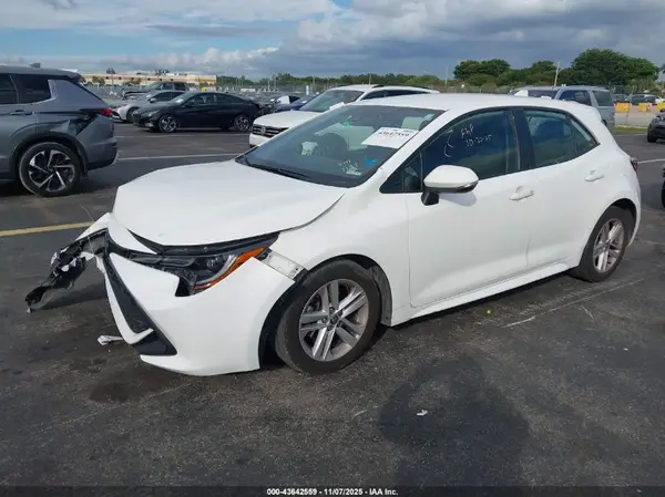 JTND4MBE8N3187141 2022 TOYOTA COROLLA - Image 2