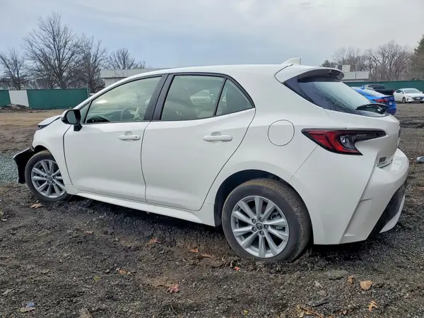 JTND4MBE8S3238729 2025 TOYOTA COROLLA - Image 2
