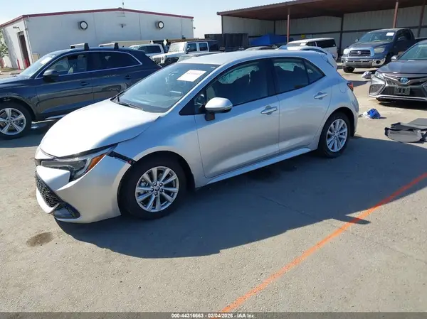 JTND4MBE8S3240934 2025 TOYOTA COROLLA - Image 2