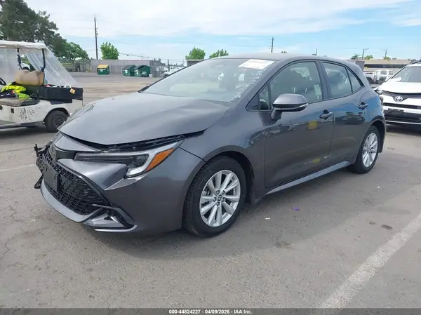 JTND4MBE8S3243607 2025 TOYOTA COROLLA - Image 2