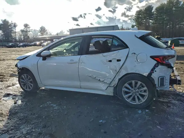 JTND4MBE8S3252176 2025 TOYOTA COROLLA - Image 2