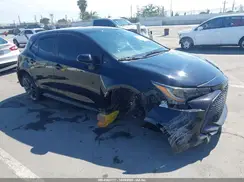 JTND4MBE9M3106758 2021 TOYOTA COROLLA