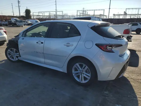 JTND4MBE9M3137881 2021 TOYOTA COROLLA - Image 2