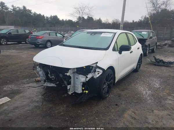 JTND4MBE9M3138867 2021 TOYOTA COROLLA - Image 2