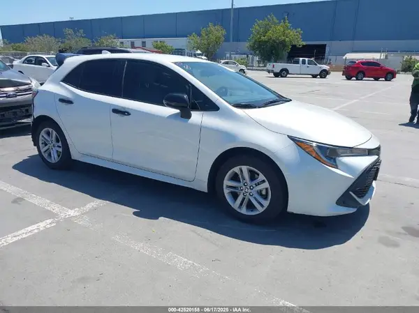 JTND4MBE9N3186581 2022 TOYOTA COROLLA - Image 1