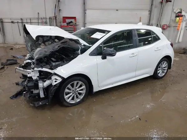 JTND4MBE9R3219472 2024 TOYOTA COROLLA - Image 2