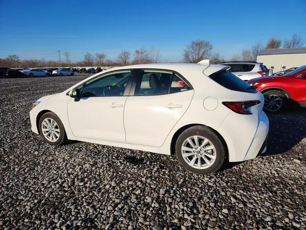 JTND4MBE9S3251697 2025 TOYOTA COROLLA - Image 2