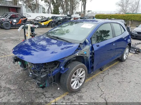 JTND4MBEXP3192876 2023 TOYOTA COROLLA - Image 2